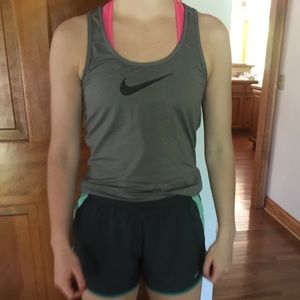 Nike pro sports tank top